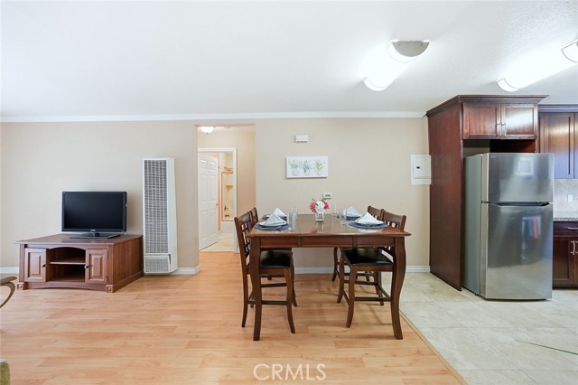 Detail Gallery Image 11 of 22 For 637 Atlantic #3,  Long Beach,  CA 90802 - 2 Beds | 2 Baths