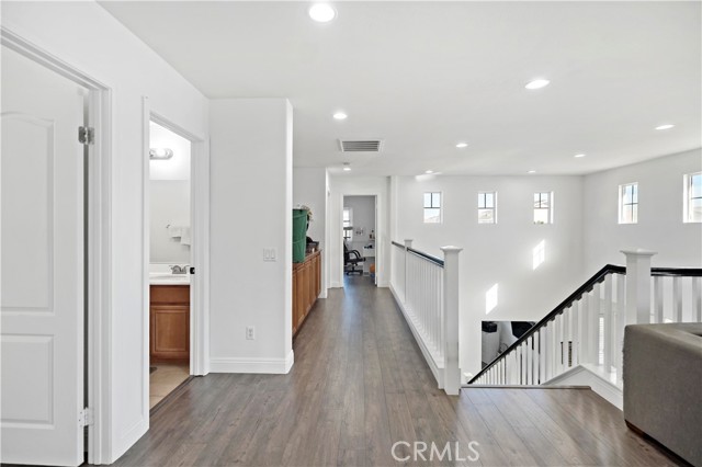 Detail Gallery Image 11 of 45 For 7691 Nut Grove, Corona,  CA 92880 - 5 Beds | 3/1 Baths