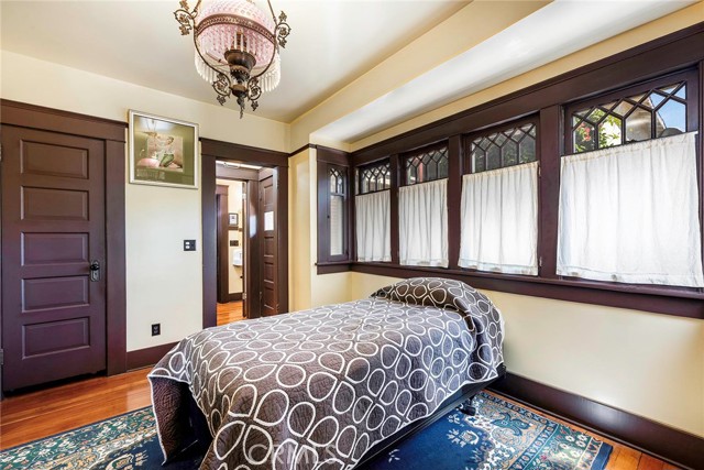 Detail Gallery Image 28 of 56 For 302 Orizaba Avenue, Long Beach,  CA 90814 - 6 Beds | 5 Baths