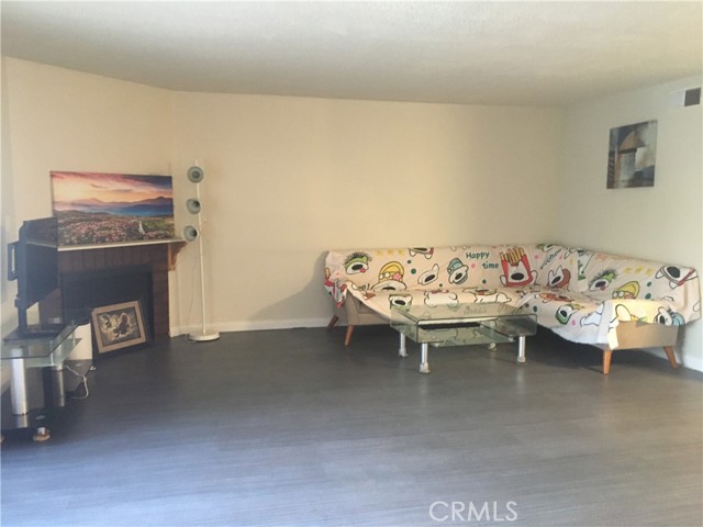 Detail Gallery Image 2 of 16 For 5128 Rosemead Bld a,  Temple City,  CA 91776 - 3 Beds | 2/1 Baths