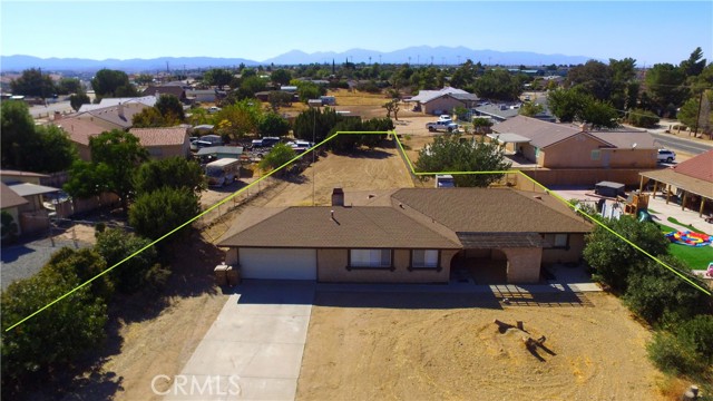 Detail Gallery Image 2 of 28 For 17550 Aspen St, Hesperia,  CA 92345 - 3 Beds | 2 Baths