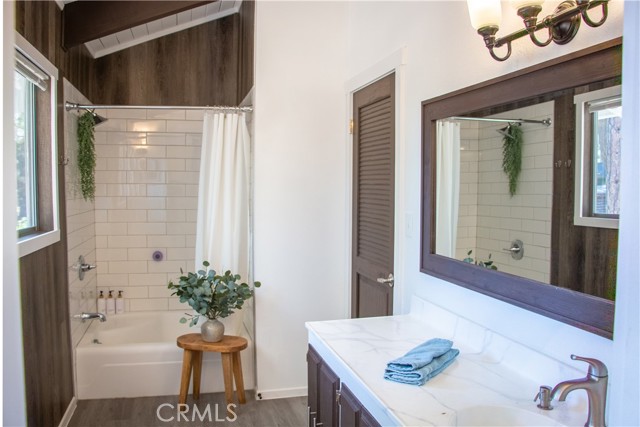 31583 Circle View Drive, Running Springs CA: https://media.crmls.org/medias/1e633120-4cdb-4e07-8de0-15c17755a769.jpg
