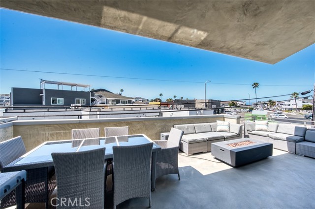 Detail Gallery Image 16 of 35 For 409 29th Street, Newport Beach,  CA 92663 - 3 Beds | 3/2 Baths