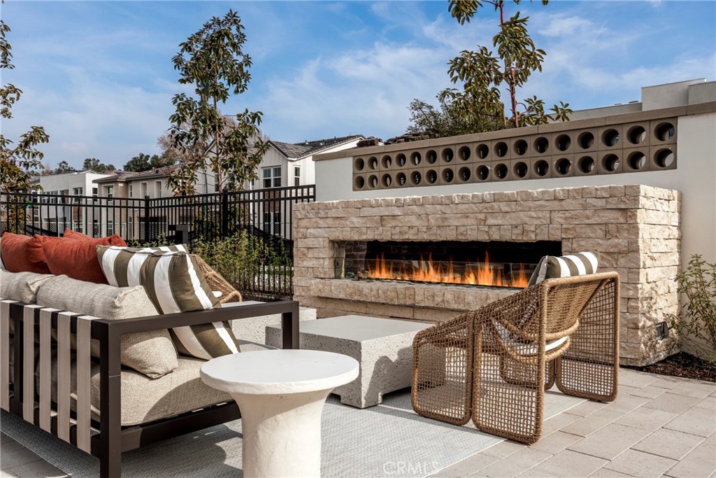 1e6419cd Fcca 44ed 8a90 7e76badd8ec4