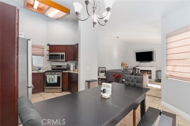 Detail Gallery Image 5 of 10 For 13981 Elmwood Ct, Moreno Valley,  CA 92553 - 2 Beds | 1 Baths