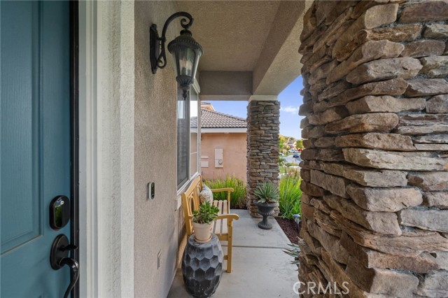 Detail Gallery Image 4 of 63 For 32603 via Destello, Temecula,  CA 92592 - 4 Beds | 2/1 Baths