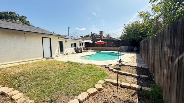 35405 Date Avenue, Yucaipa CA: https://media.crmls.org/medias/1e64d762-c17a-43f4-b29e-574ea69f137e.jpg