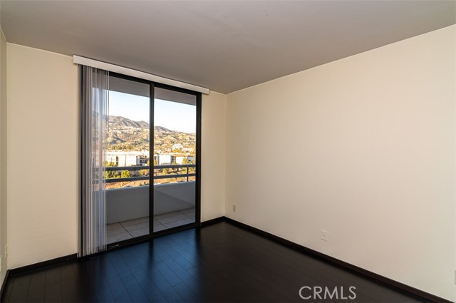 Detail Gallery Image 23 of 39 For 343 Pioneer Dr #602,  Glendale,  CA 91203 - 2 Beds | 2 Baths