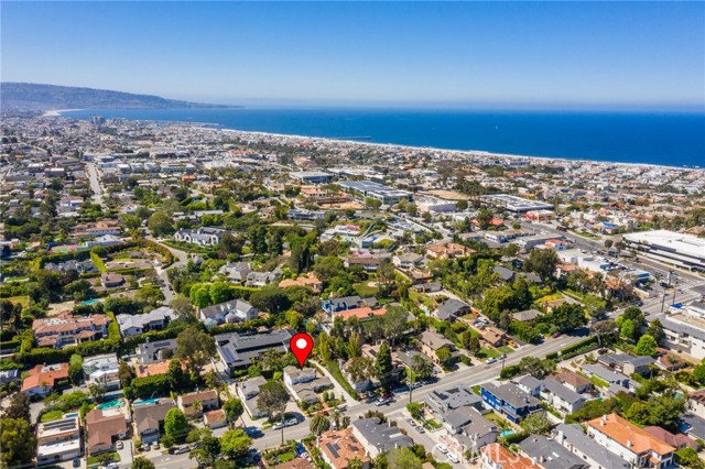 Detail Gallery Image 50 of 50 For 1212 2nd St, Manhattan Beach,  CA 90266 - 4 Beds | 3/1 Baths