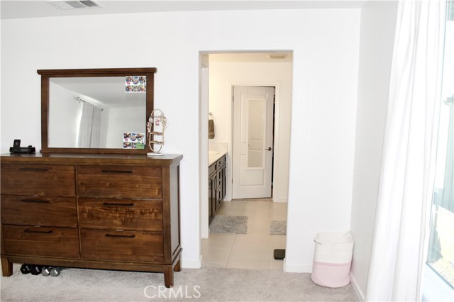 4136 N Vaughan Avenue, Fresno CA: https://media.crmls.org/medias/1e65ee39-a968-467a-bf33-e7c8eb9f0450.jpg