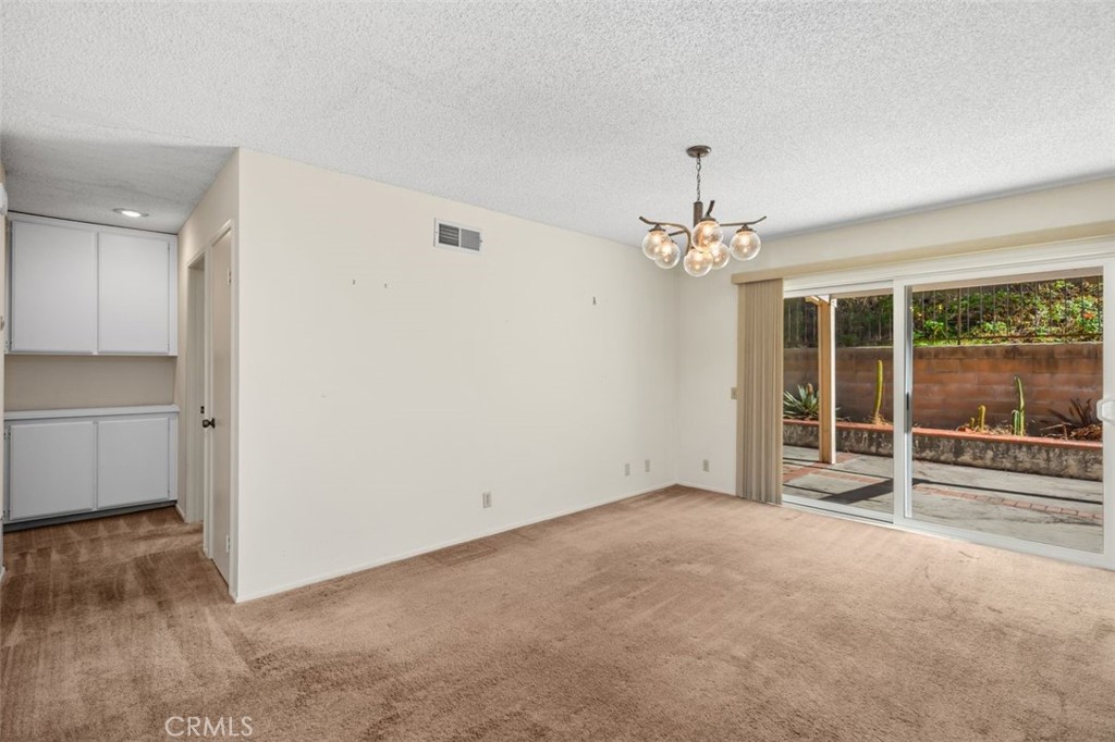 MLS #OC25159783 image #12