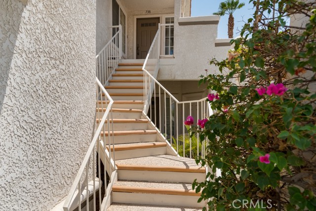 Image 3 for 738   Vista Lago DR