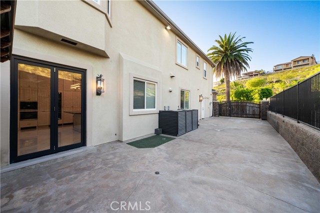 Detail Gallery Image 46 of 66 For 4090 Naples Ct, Yorba Linda,  CA 92886 - 6 Beds | 6/1 Baths