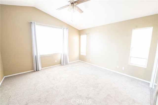 Detail Gallery Image 19 of 39 For 323 Camden Ct, Corona,  CA 92879 - 3 Beds | 2/1 Baths