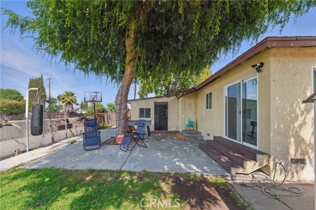 415 Cadbrook Drive, La Puente CA: https://media.crmls.org/medias/1e67becc-3250-4944-b101-6f53f32c7e93.jpg