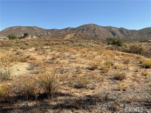 Detail Gallery Image 15 of 37 For 23777 Wildomar Trl, Wildomar,  CA 92595 - – Beds | – Baths