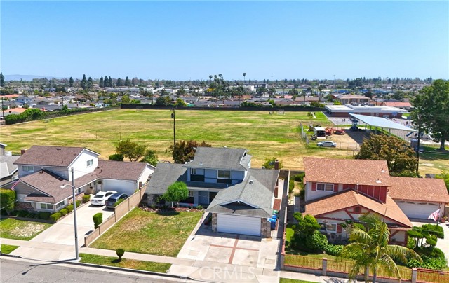 Detail Gallery Image 8 of 52 For 10312 Melric Ave, Westminster,  CA 92683 - 5 Beds | 3 Baths