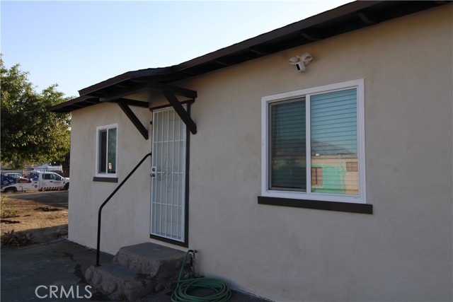 Detail Gallery Image 2 of 9 For 719 E Ramsey, Banning,  CA 92220 - 2 Beds | 1 Baths