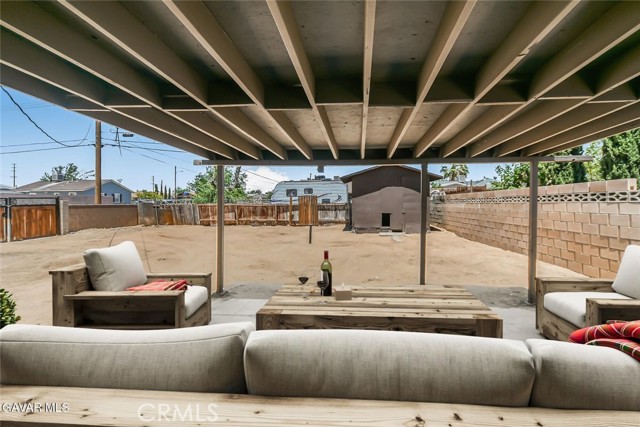 203 E Avenue P4, Palmdale CA: https://media.crmls.org/medias/1e693e9d-55d4-41ac-9c36-8167f0e6911e.jpg