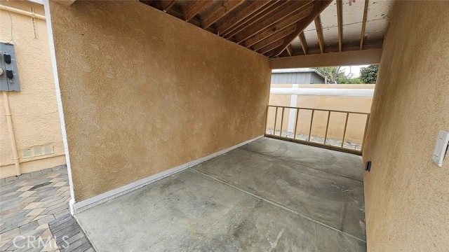 Detail Gallery Image 8 of 8 For 711 Sloan Ave, Compton,  CA 90221 - 3 Beds | 2 Baths