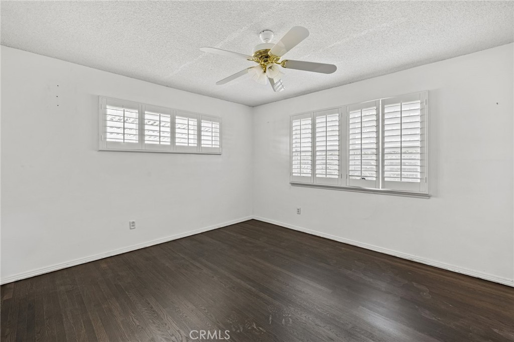 MLS #IV25152411 img 30