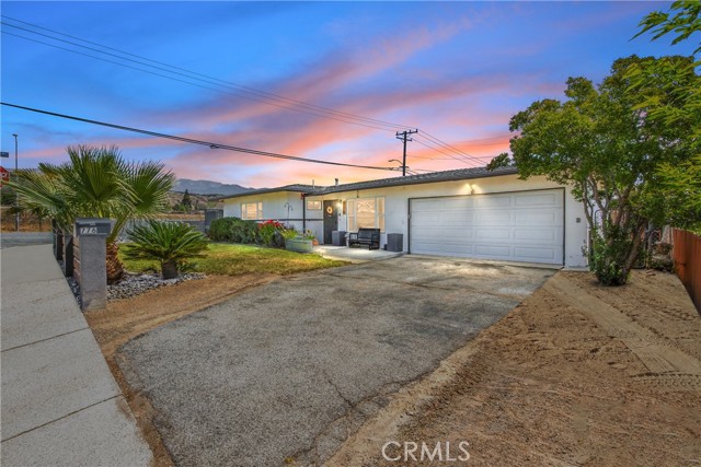 776 N 17th Street, Banning CA: https://media.crmls.org/medias/1e6b7213-f56a-4c64-9053-ee1690e73cb0.jpg