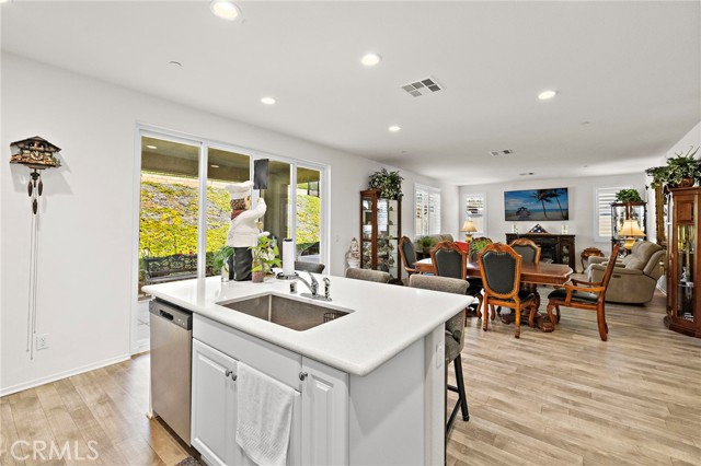 Detail Gallery Image 7 of 23 For 11662 Starlily Ct, Corona,  CA 92883 - 4 Beds | 3 Baths