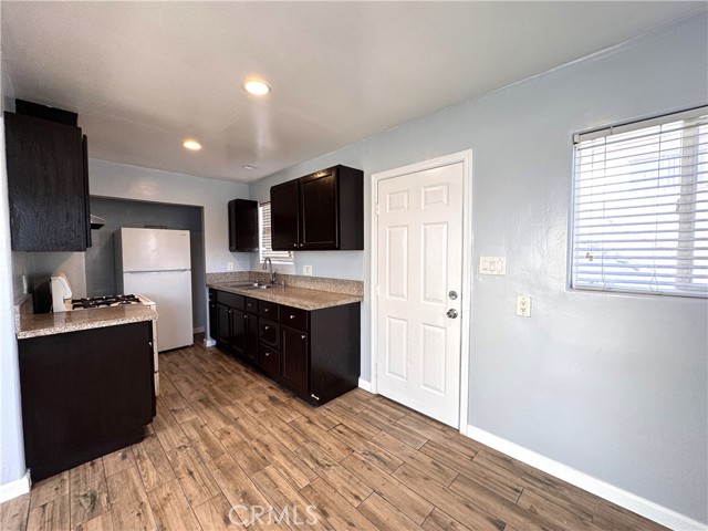 1314 W 106th Street, Los Angeles CA: https://media.crmls.org/medias/1e6c82c4-089f-4920-a8f7-524de14903cd.jpg