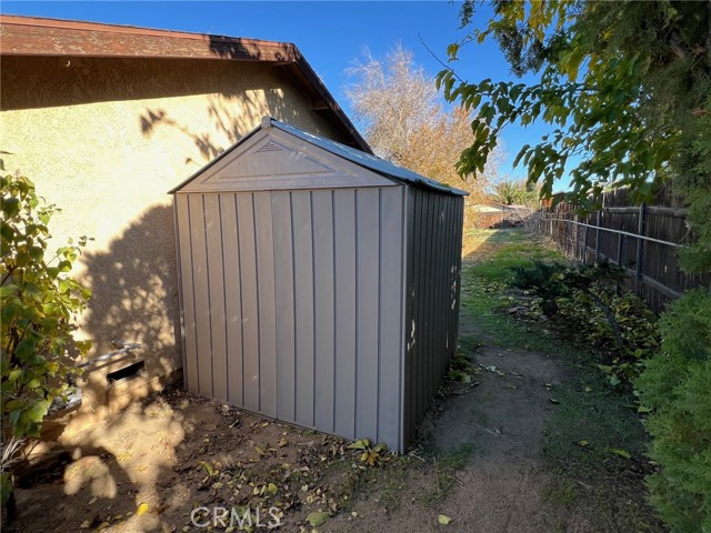 Detail Gallery Image 21 of 63 For 10643 Redwood, Hesperia,  CA 92345 - 3 Beds | 1 Baths