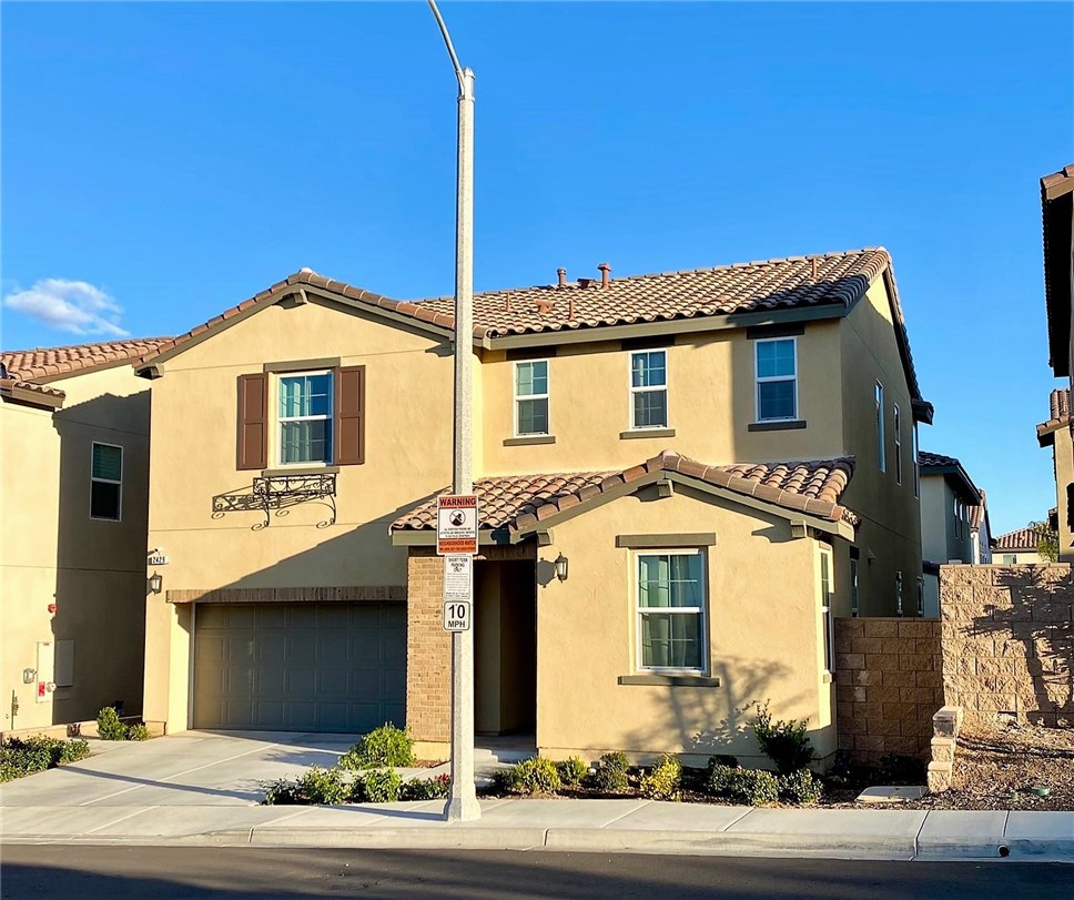 2429 Via Alicante, Corona, CA 92881