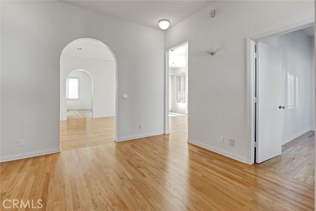 12134 Lawler, Los Angeles CA: https://media.crmls.org/medias/1e6d2485-3fbd-4bef-8215-df7963396be6.jpg