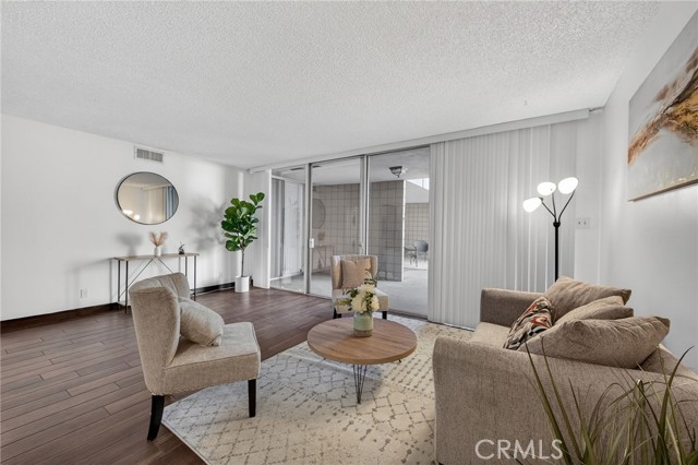 Front Image Thumbnail for CRPW26060008