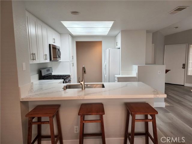 3 Baya, Rancho Santa Margarita CA: https://media.crmls.org/medias/1e6dae9d-a833-4996-bc11-ea0c3096b909.jpg