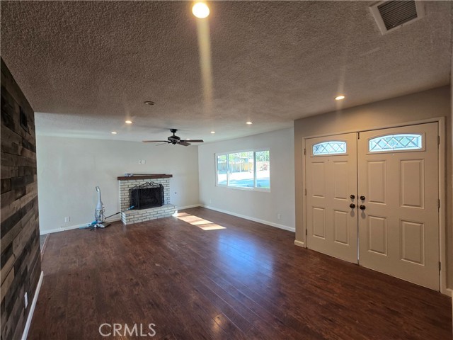 Detail Gallery Image 8 of 31 For 607 6th, Norco,  CA 92860 - 3 Beds | 2 Baths