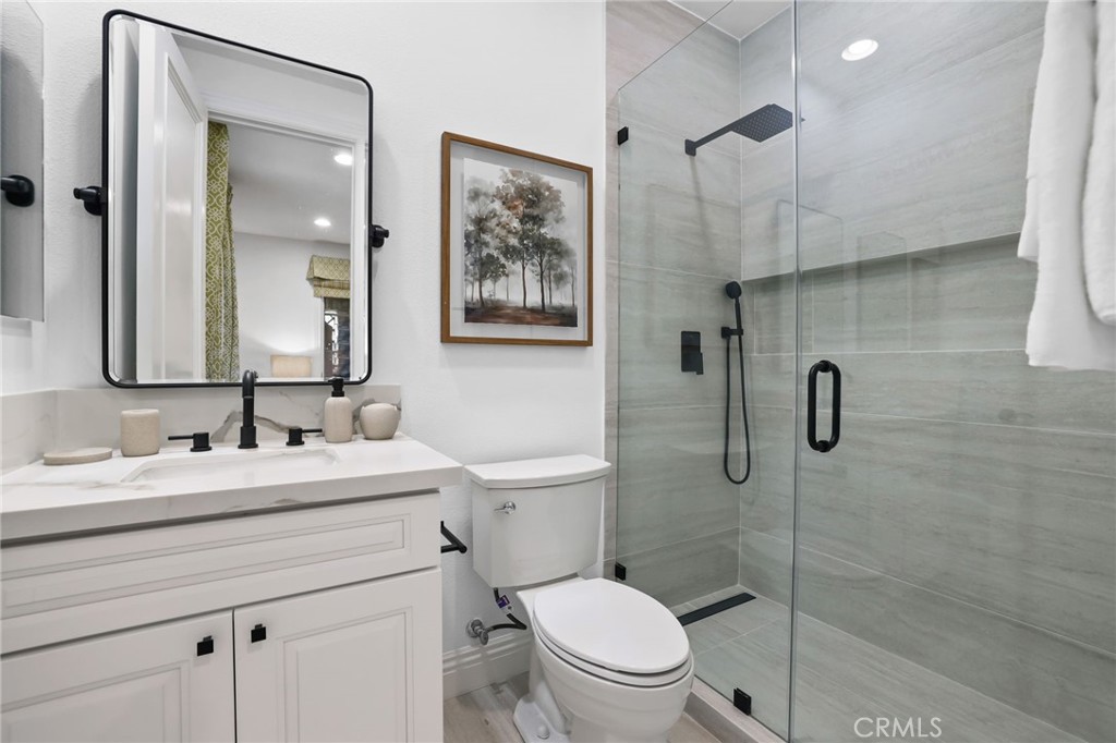 MLS #OC25219998 image #35