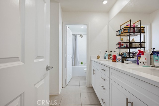 Detail Gallery Image 27 of 41 For 950 Helena Ridge, Lake Elsinore,  CA 92530 - 3 Beds | 2 Baths