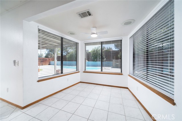 Detail Gallery Image 16 of 48 For 15821 Candlewood, Victorville,  CA 92395 - 3 Beds | 2 Baths