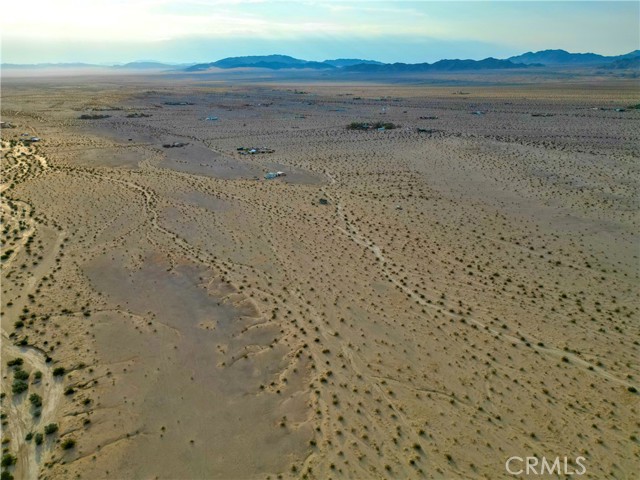 Detail Gallery Image 10 of 15 For 2 Sullivan Rd, Twentynine Palms,  CA 92277 - – Beds | – Baths
