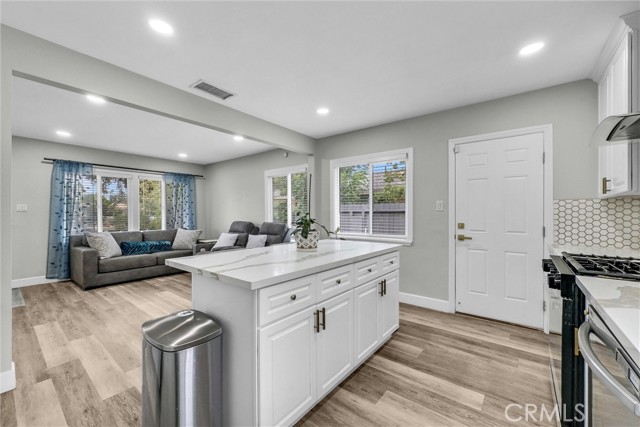 Detail Gallery Image 12 of 29 For 3625 Ross St, Riverside,  CA 92503 - 4 Beds | 2 Baths