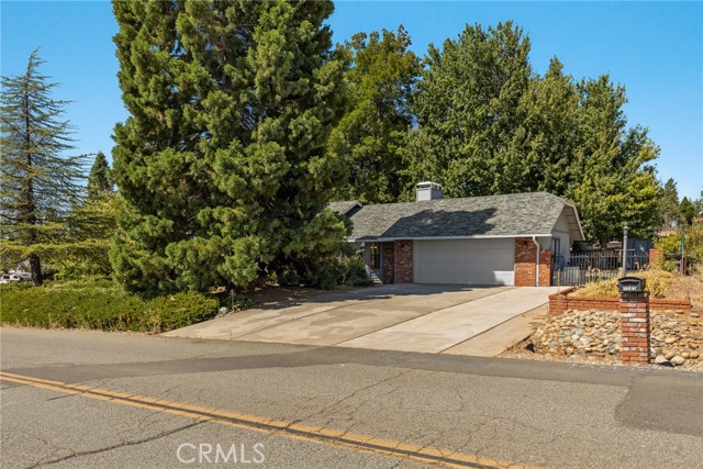 1585 Gate Lane, Paradise CA: https://media.crmls.org/medias/1e70308c-a97d-4b90-abc4-908c8bb44484.jpg