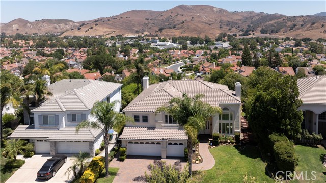 3966 Leighton Point Rd., Calabasas CA: https://media.crmls.org/medias/1e703e14-6b77-40b8-b1c9-ba922dbadcb7.jpg