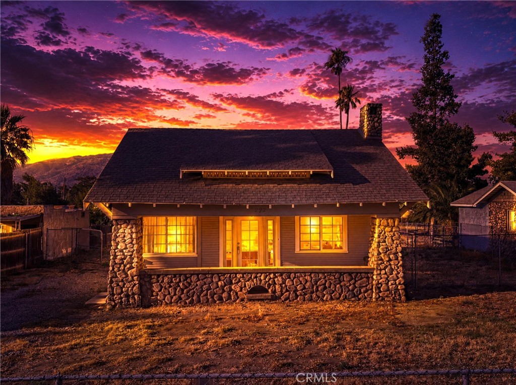 https://media.crmls.org/medias/1e70debd-5372-4621-847f-5cb19b015ad2.jpg?preset=X-Large