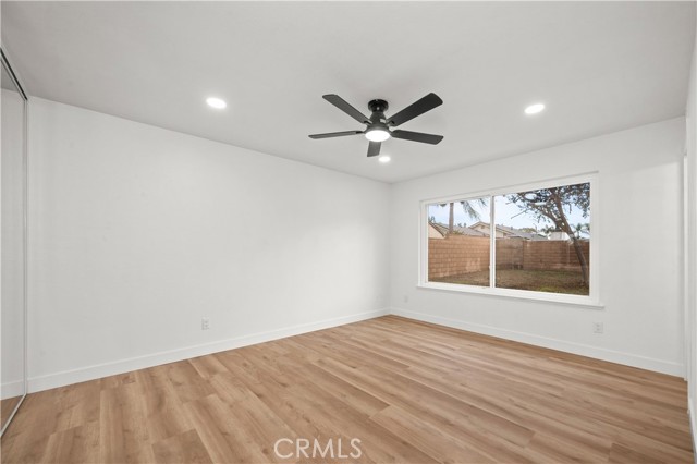 554 E Fairfield Court, Ontario CA: https://media.crmls.org/medias/1e71cb81-8d54-42c8-b5ef-f6f4f0c7f22d.jpg
