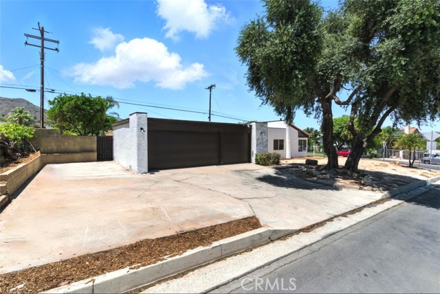 15195 Laguna Avenue, Lake Elsinore CA: https://media.crmls.org/medias/1e7200a4-fdce-4e59-a155-0ed5fd8c02b2.jpg