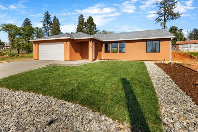 Detail Gallery Image 1 of 37 For 6010 Sunny Ln, Paradise,  CA 95969 - 3 Beds | 2 Baths