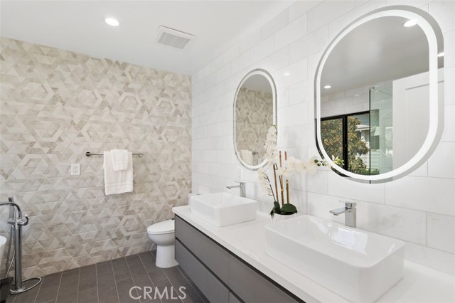 4366 Camero Avenue, Los Angeles CA: https://media.crmls.org/medias/1e72ce36-4978-4f5f-9589-85cd97b88d97.jpg
