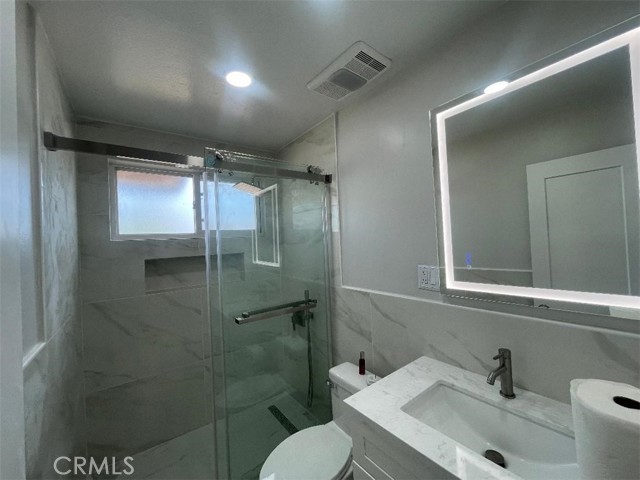 Detail Gallery Image 15 of 38 For 20100 Needles St, Chatsworth,  CA 91311 - 3 Beds | 2 Baths