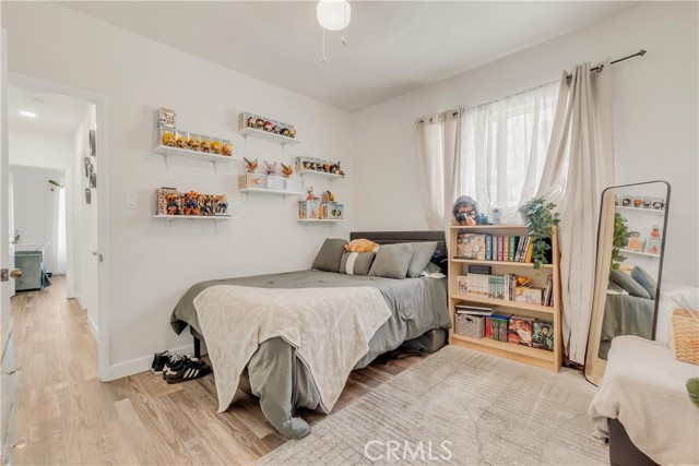 764 W 107th Street, Los Angeles CA: https://media.crmls.org/medias/1e746bd6-bef9-4d42-87a2-4ded75cb41b5.jpg