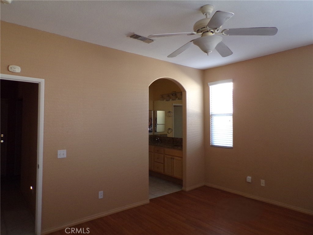 MLS #JT25245337 image #9