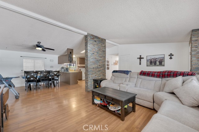 24425 Woolsey Canyon Road, West Hills CA: https://media.crmls.org/medias/1e75de7d-dba1-4671-9a91-38e7f3edc81d.jpg
